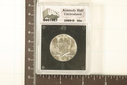 1969-D 40% SILVER JOHN F. KENNEDY HALF UNC