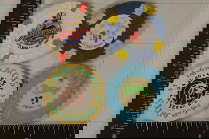 4-$1 PLASTIC CASINO CHIPS: SILVERTON, LAS VEGAS