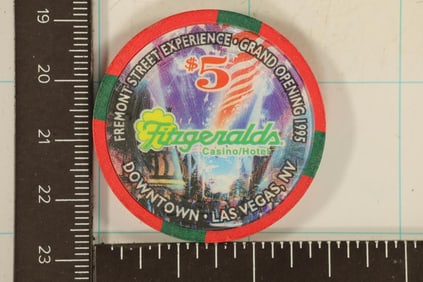 $5 FITZGERALDS CASINO CHIP, 1995 GRAND OPENING