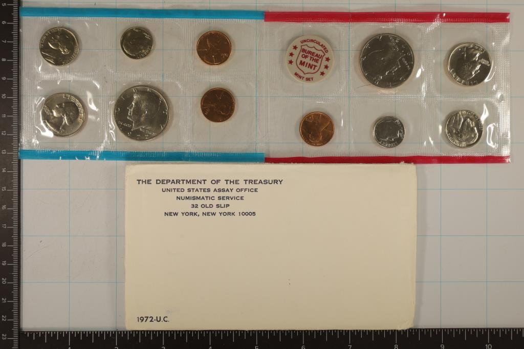 1972 US MINT SET (UNC) P/D/S (WITH ENVELOPE) (1 of 2)