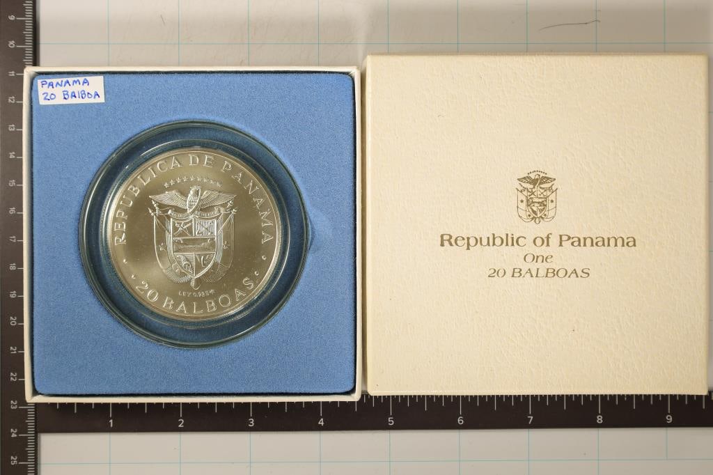1973 PANAMA SILVER 20 BALBOAS 3.8539 OZ. ASW (1 of 2)