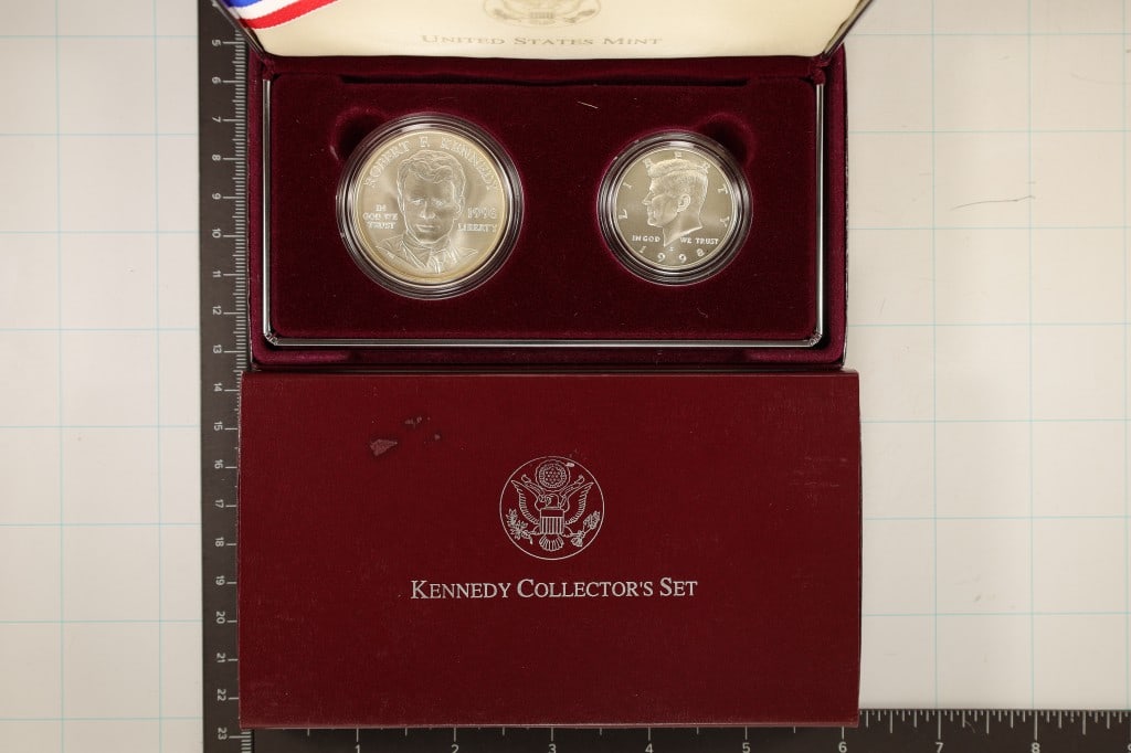 1998 KENNEDY COLLECTORS 2 COIN SET:INCLUDES 1998-S (1 of 3)
