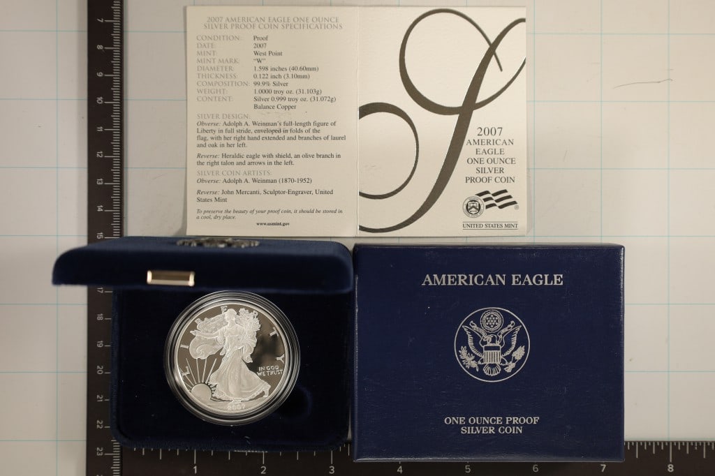 2007-W PROOF AMERICAN SILVER EAGLE WITH CERT. (1 of 2)