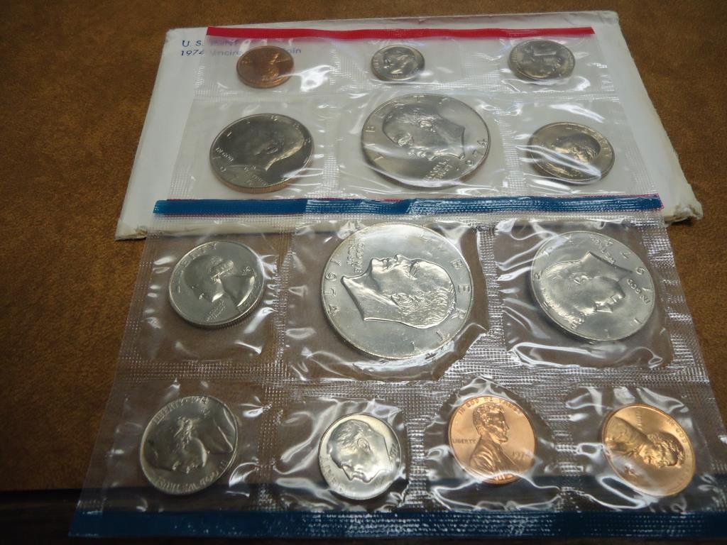 1974 US MINT SET (UNC) P/D (WITH ENVELOPE) (1 of 2)