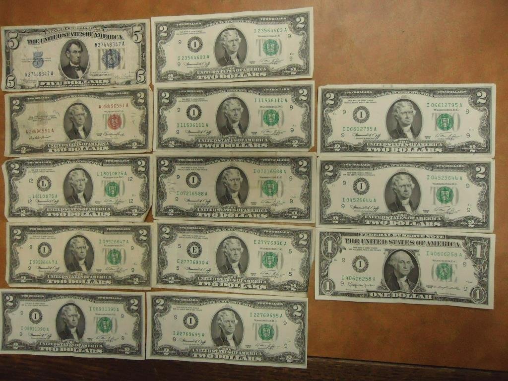 LOT OF 13 PIECES OF US CURRENCY SEE DESCRIPTION 1934-C (1 of 2)