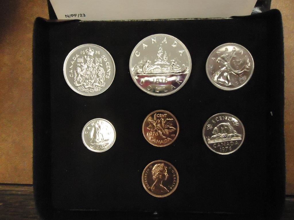 1976 CANADA DOUBLE CENT SET ORIGINAL ROYAL CANADIAN (1 of 2)
