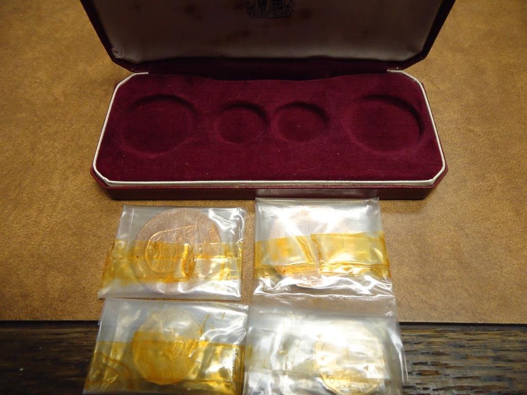 1964 BALIWICK OF JERSEY 4 COIN MINT SET ORIGINAL US (1 of 3)
