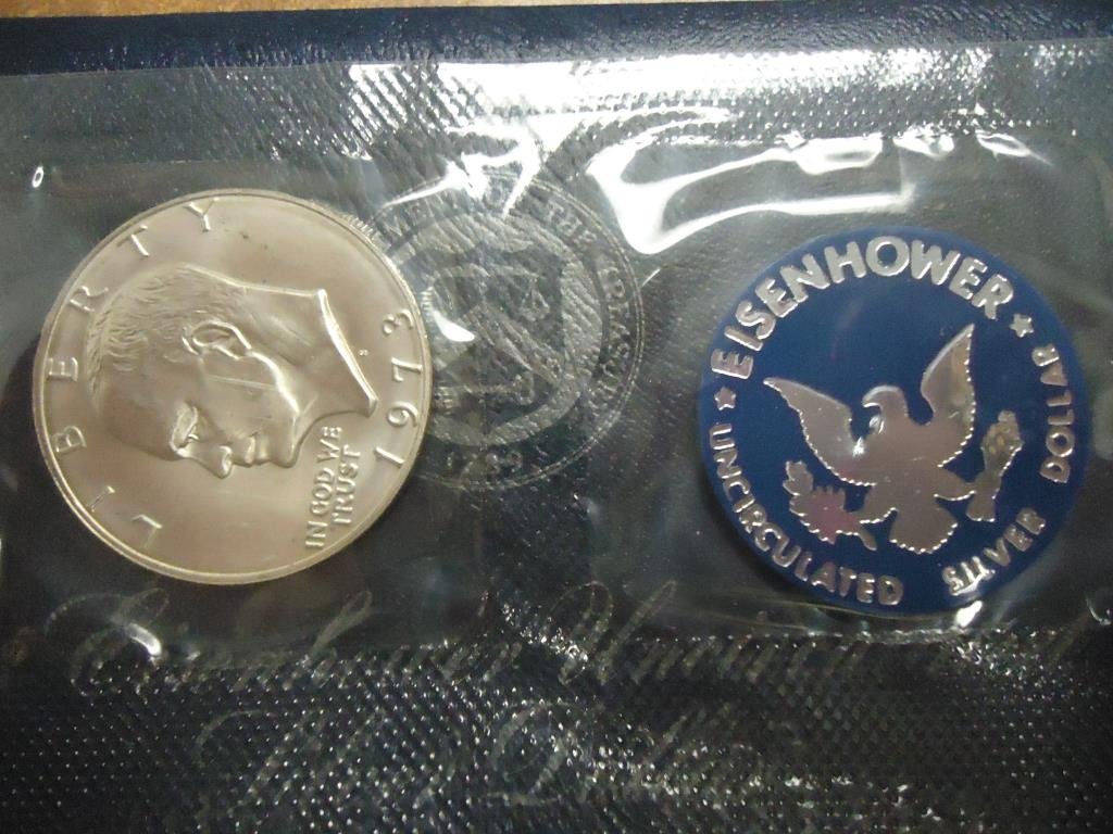 1973-S  IKE SILVER DOLLAR UNCIRCULATED (BLUE PACK) (1 of 3)