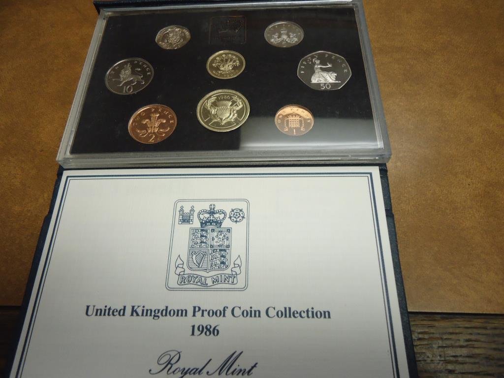 1986 UNITED KINGDOM PROOF COIN COLLECTION ORIGINAL (1 of 3)