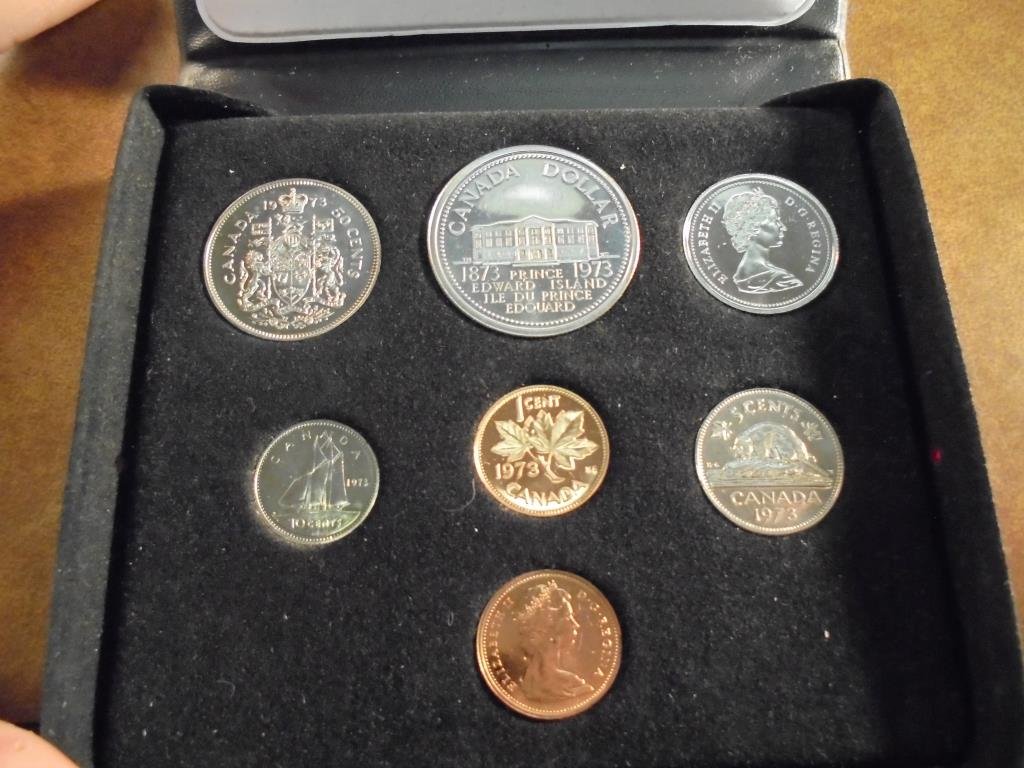1973 CANADA DOUBLE CENT SET ORIGINAL ROYAL CANADIAN (1 of 2)