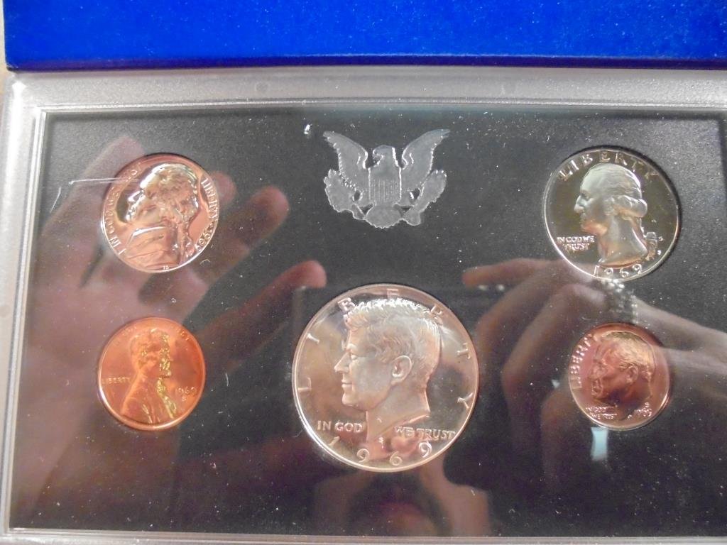 1969 US PROOF SET WITH BOX, 40% SILVER JFK HALF (1 of 2)
