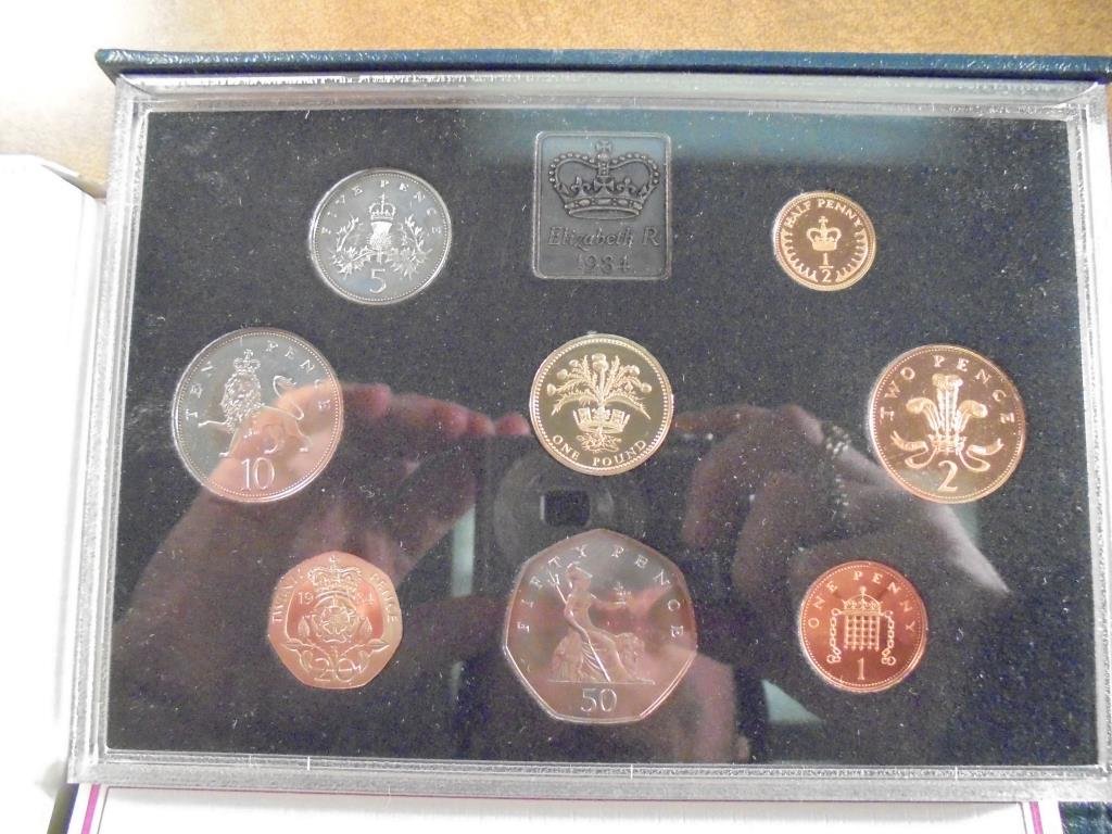 1984 UNITED KINGDOM PROOF COIN SET ORIGINAL ROYAL MINT (1 of 2)