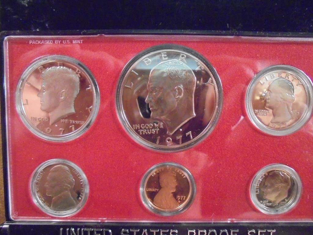 1977 US PROOF SET (WITH BOX) (1 of 2)