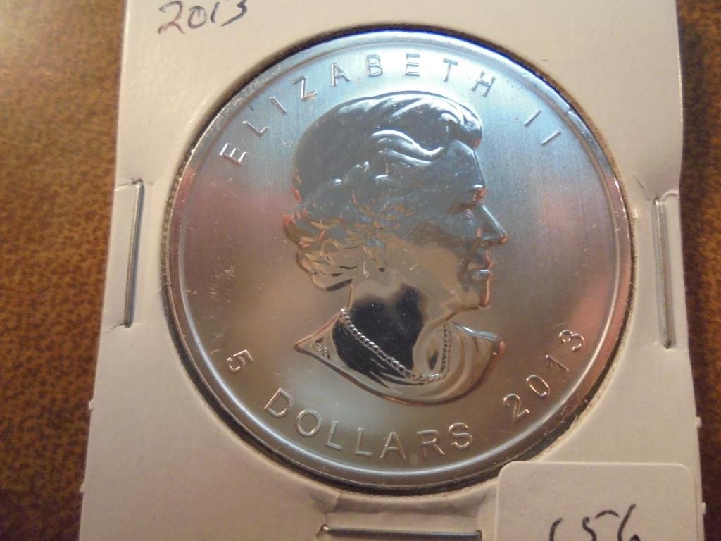 2013 CANADA $5 SILVER MAPLE LEAF (1 of 2)