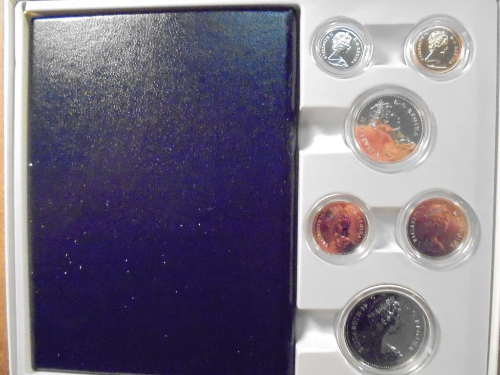 1984 CANADA SPECIMEN SET ORIGINAL ROYAL CANADIAN MINT (1 of 2)