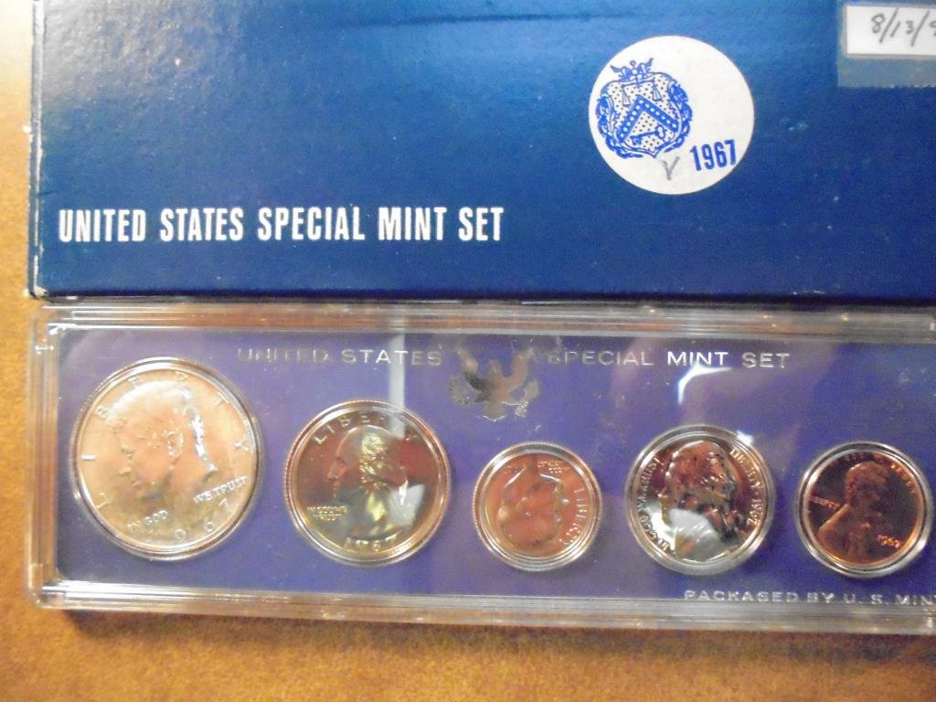 1967 US SPECIAL MINT SET WITH BOX 40% SILVER JOHN F. (1 of 2)