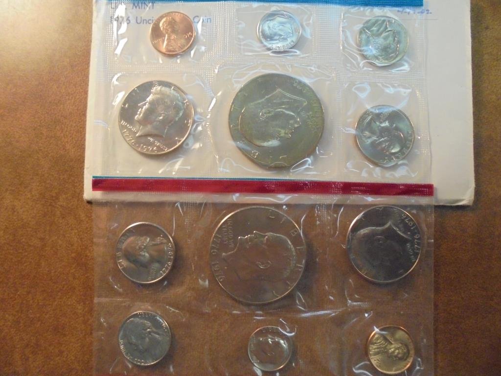 1976 US MINT SET (UNC) P/D (WITH ENVELOPE) (1 of 2)
