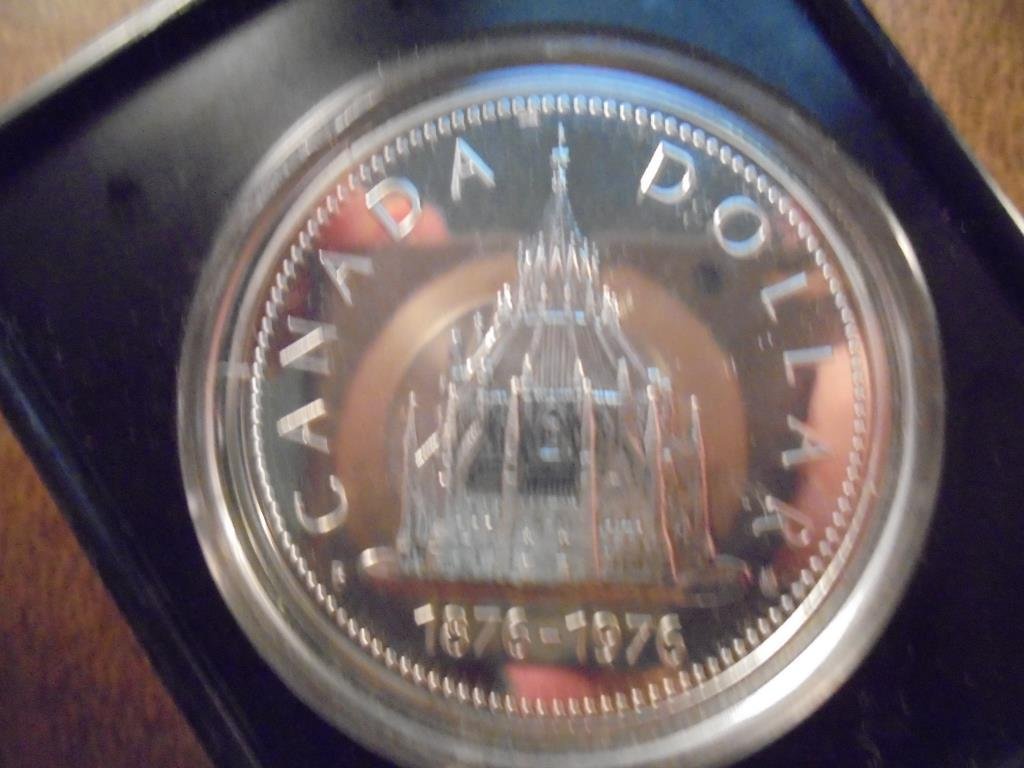 1976 CANADA PARLIAMENT LIBRARY SILVER DOLLAR PROOF, (1 of 2)