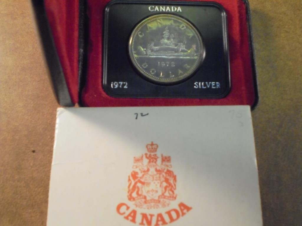 1972 CANADA SILVER DOLLAR TONED .3750 OZ. ASW, ORIGINAL (1 of 2)