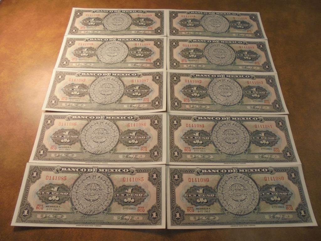 10-1965 MEXICO 1 PESO NOTES CRISP UNC CONSECUTIVE (1 of 2)