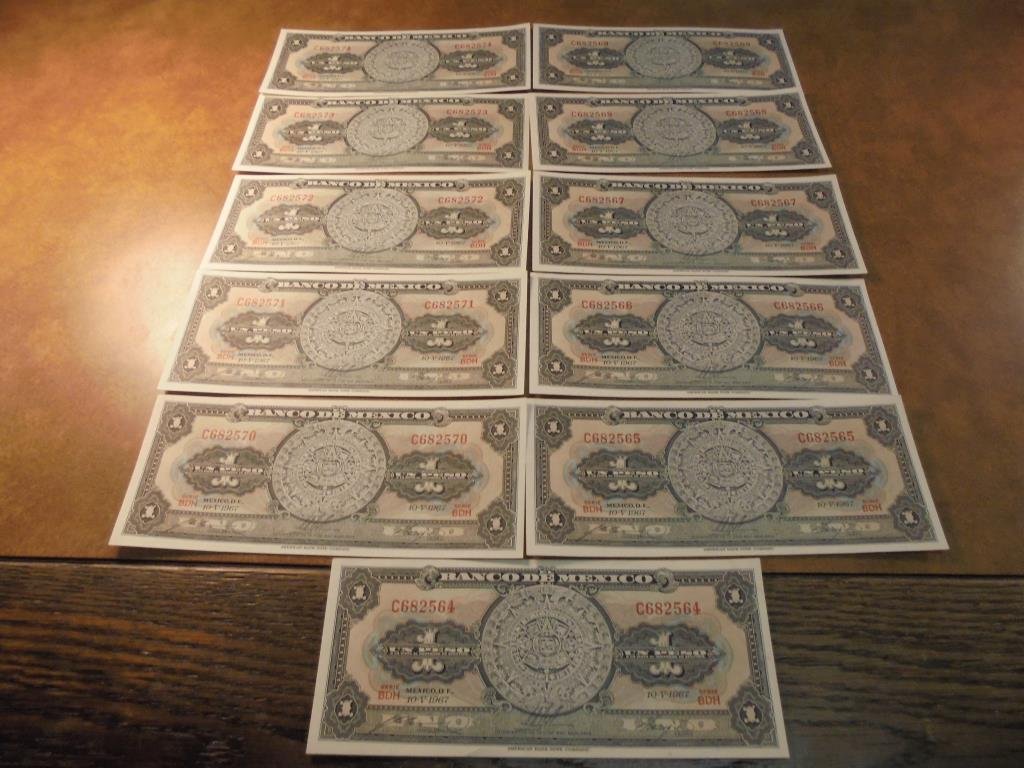 11-1967 MEXICO 1 PESO CRISP UNC CURRENCY CONSECUTIVE (1 of 2)