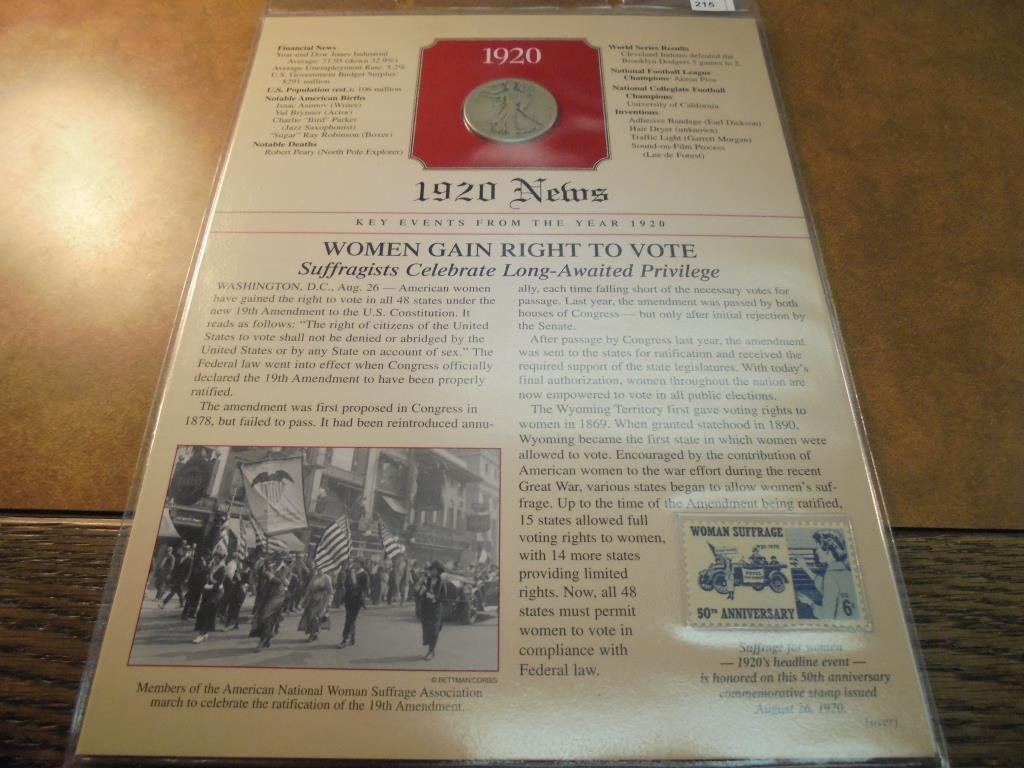 1920 WALKING LIBERTY HALF DOLLAR & STAMP SET (1 of 2)