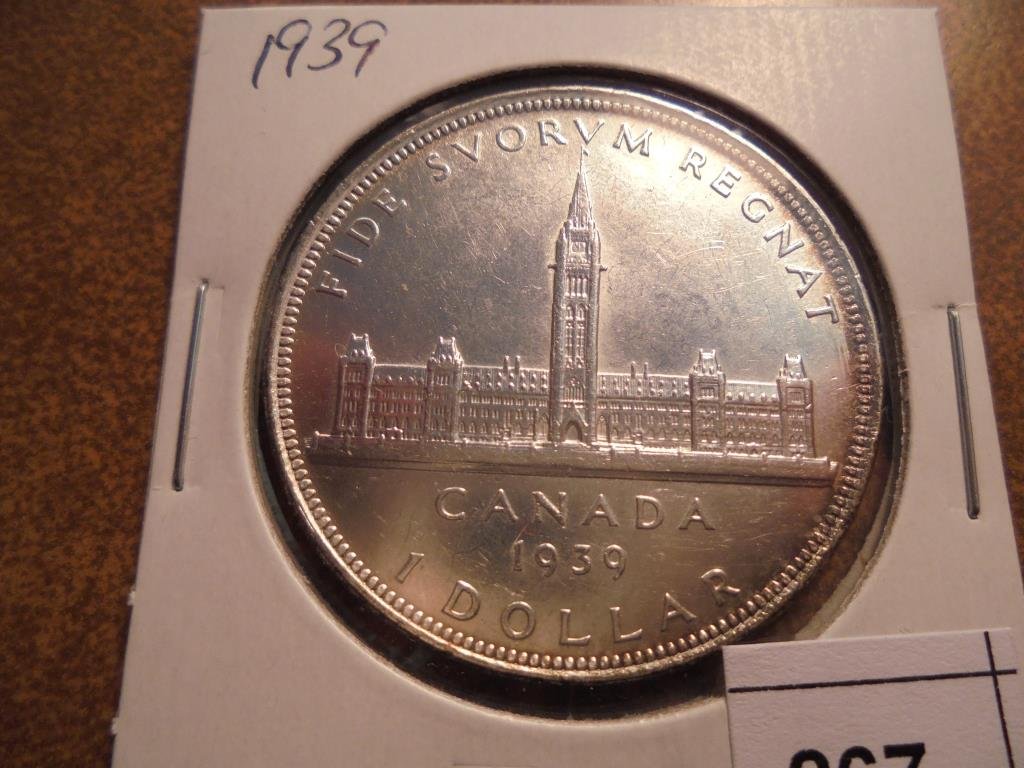 1939 CANADA SILVER DOLLAR UNC (1 of 2)