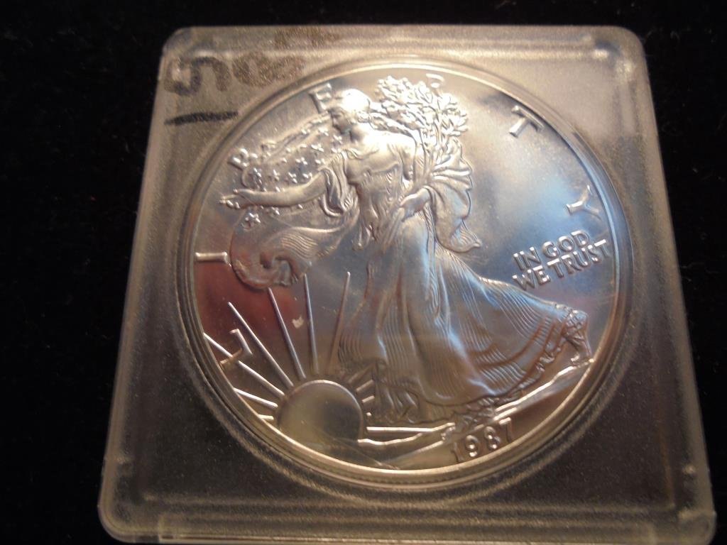 1987 AMERICAN SILVER EAGLE UNC (1 of 2)