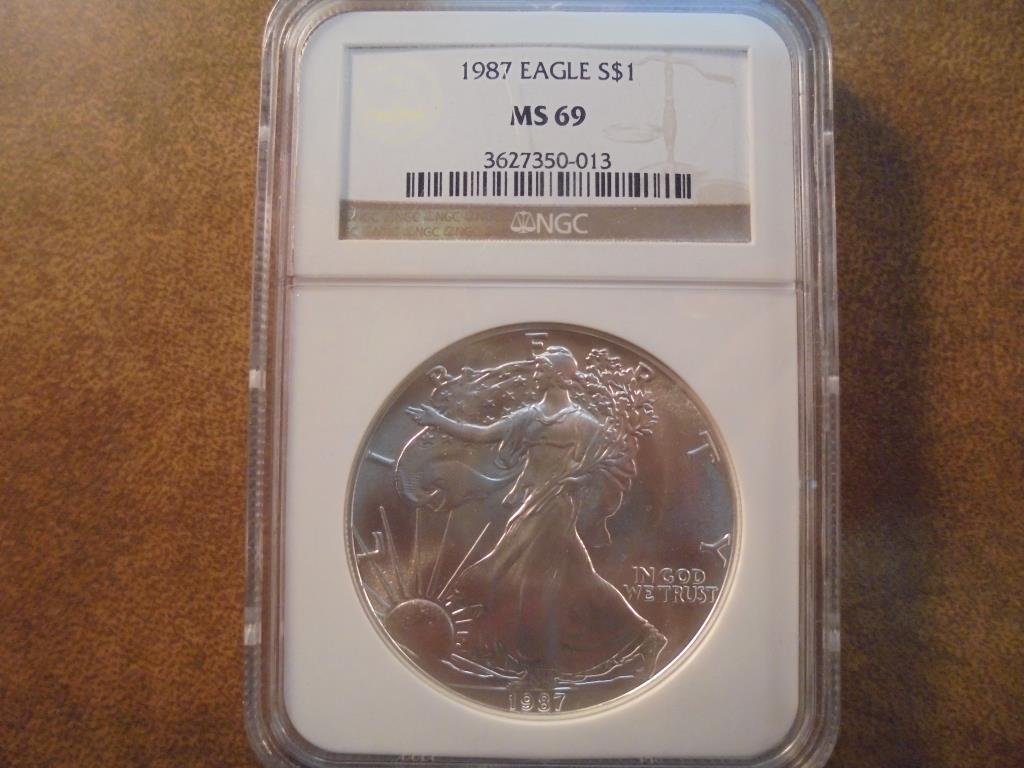 1987 AMERICAN SILVER EAGLE NGC MS69 (1 of 2)