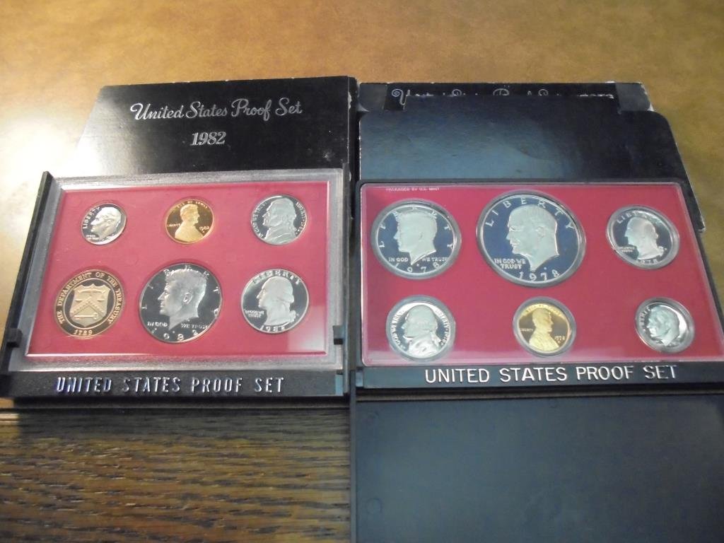 1978 & 1982 US PROOF SETS (WITH BOXES) (1 of 2)