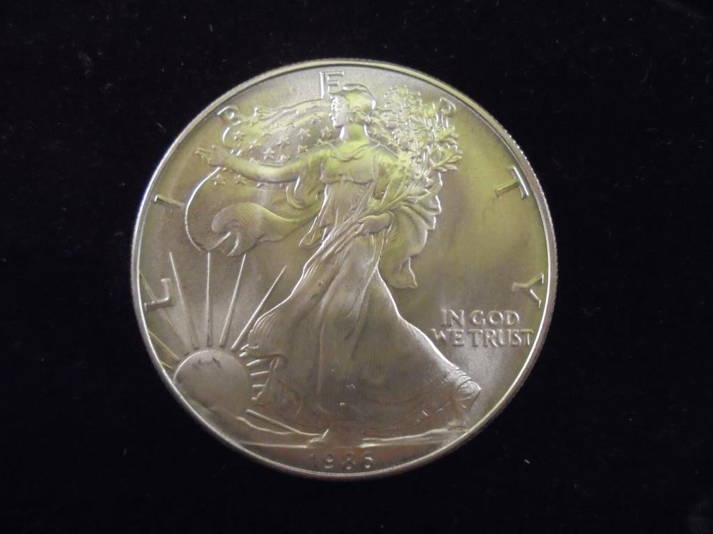 1986 AMERICAN SILVER EAGLE UNC (1 of 2)