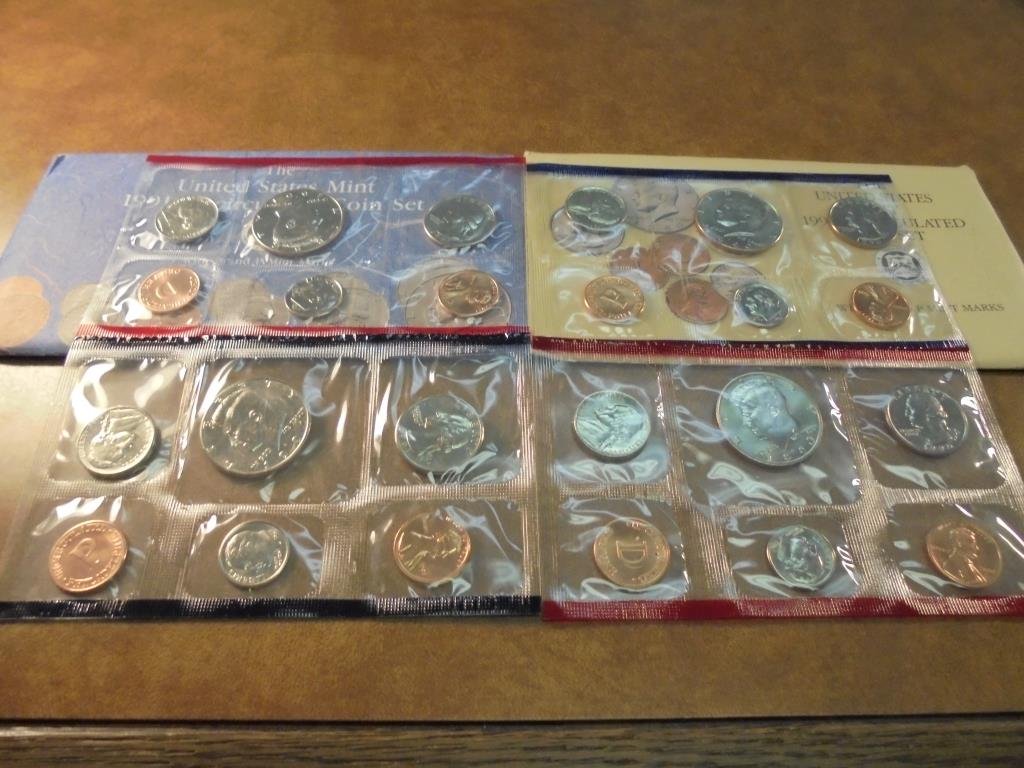 1990 & 1991 US MINT SETS P/D (WITH ENVELOPES) (1 of 2)