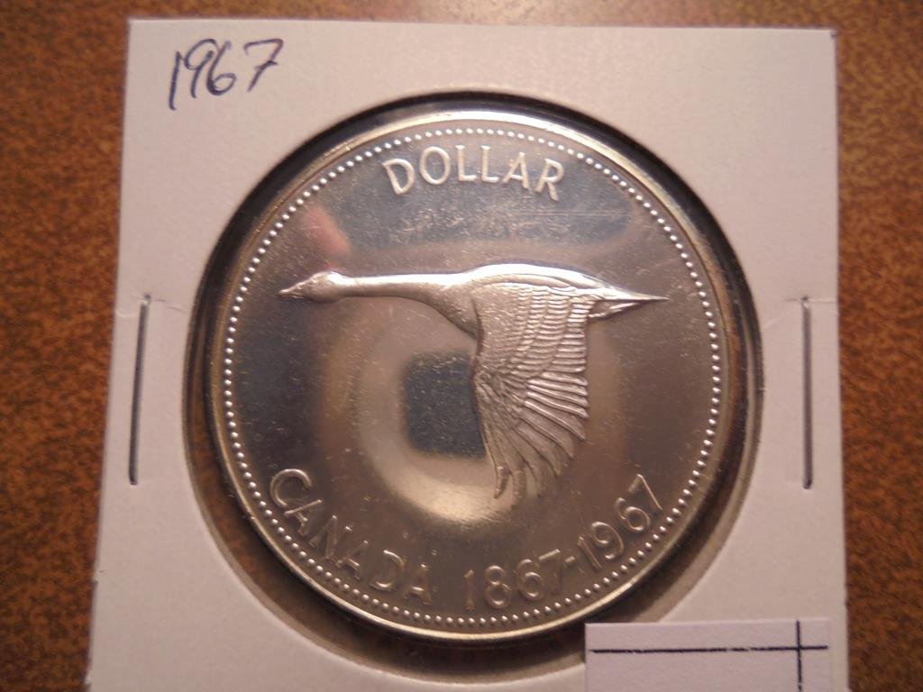 1967 CANADA FLYING GOOSE SILVER DOLLAR UNC (1 of 2)