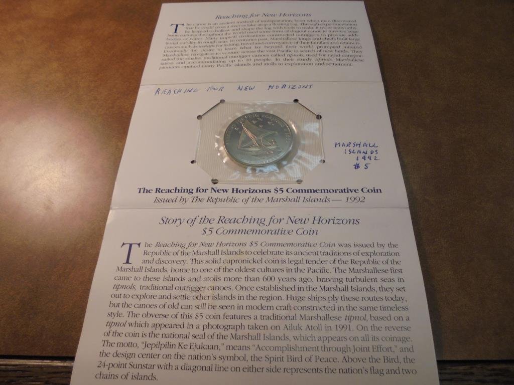 1992 MARSHALL ISLANDS $5 COMMEMORATIVE COIN UNC: REACHING FOR NEW HORIZONS