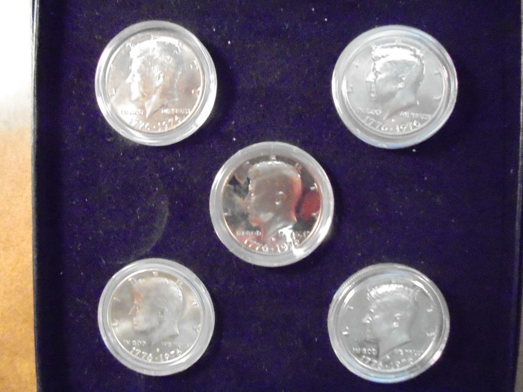 5-1976 KENNEDY HALF DOLLARS SET SEE DESCRIPTION (1 of 2)
