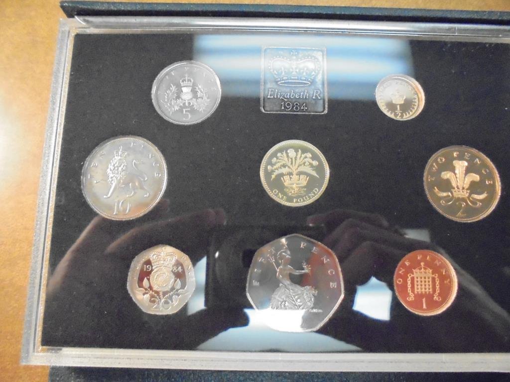 1984 UNITED KINGDOM PROOF COIN SET ORIGINAL ROYAL MINT (1 of 2)