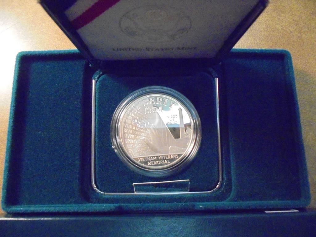 1994-P VIETNAM VETERANS PROOF SILVER DOLLAR ORIGINAL US (1 of 2)