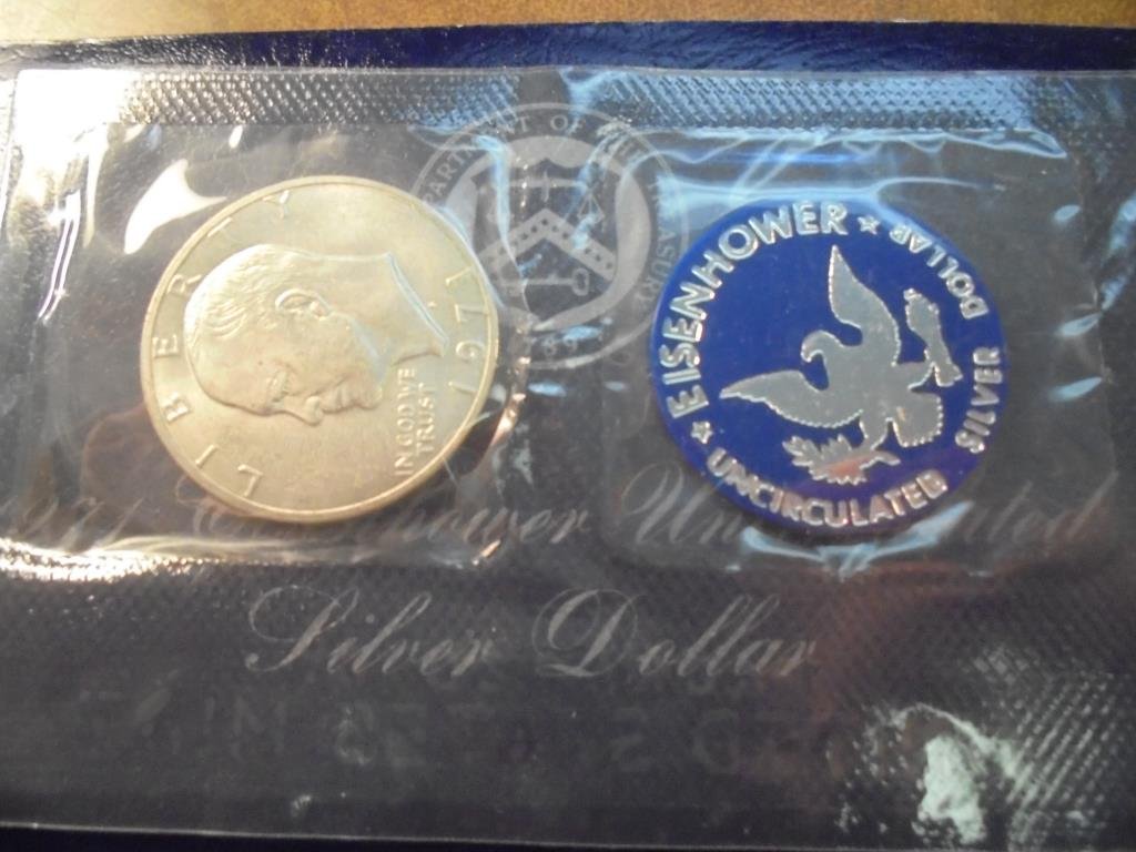 1971-S  IKE SILVER DOLLAR UNCIRCULATED (BLUE PACK) (1 of 2)