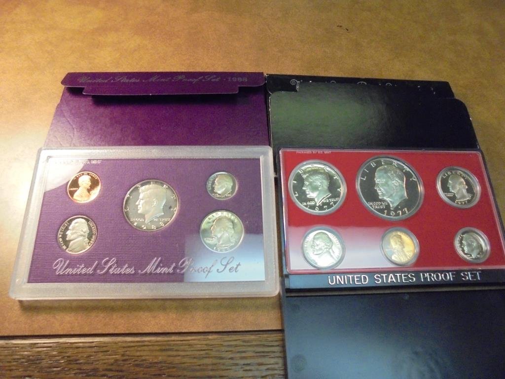 1977 & 1988 US PROOF SETS (WITH BOXES) (1 of 2)