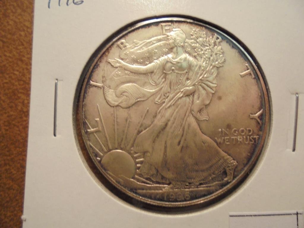 1996 AMERICAN SILVER EAGLE UNC (1 of 2)