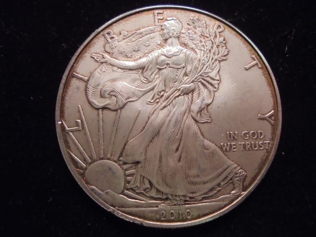 2010 AMERICAN SILVER EAGLE UNC (1 of 2)