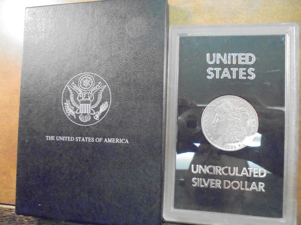 1884-O GSA MORGAN SILVER DOLLAR UNC IN BOX (1 of 2)