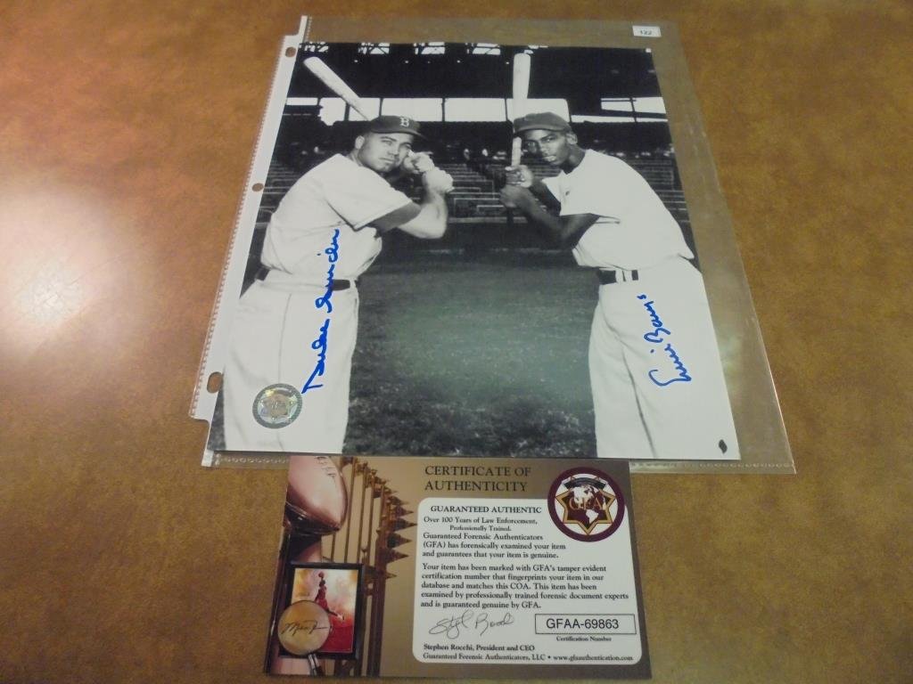 8X10 AUTOGRAPHED PICTURE OF DUKE SNIDER (1 of 3)