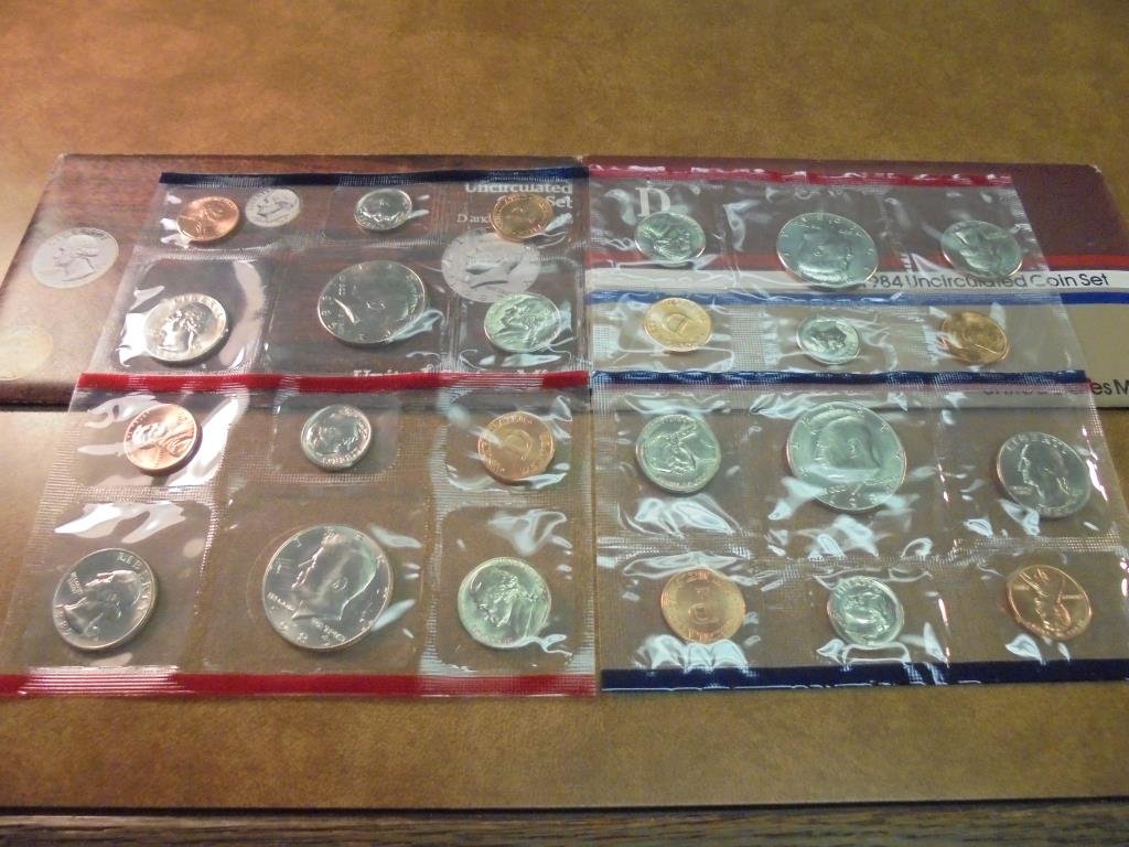 1984 & 1985 US MINT SETS P/D (WITH ENVELOPES) (1 of 2)