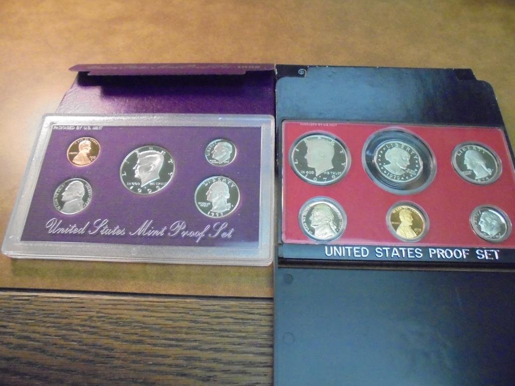 1979 & 1993 US PROOF SETS (WITH BOXES) (1 of 2)