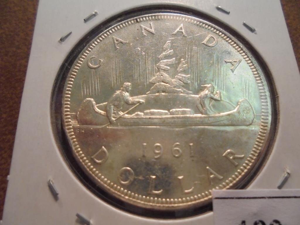 1961 CANADA SILVER DOLLAR (1 of 2)