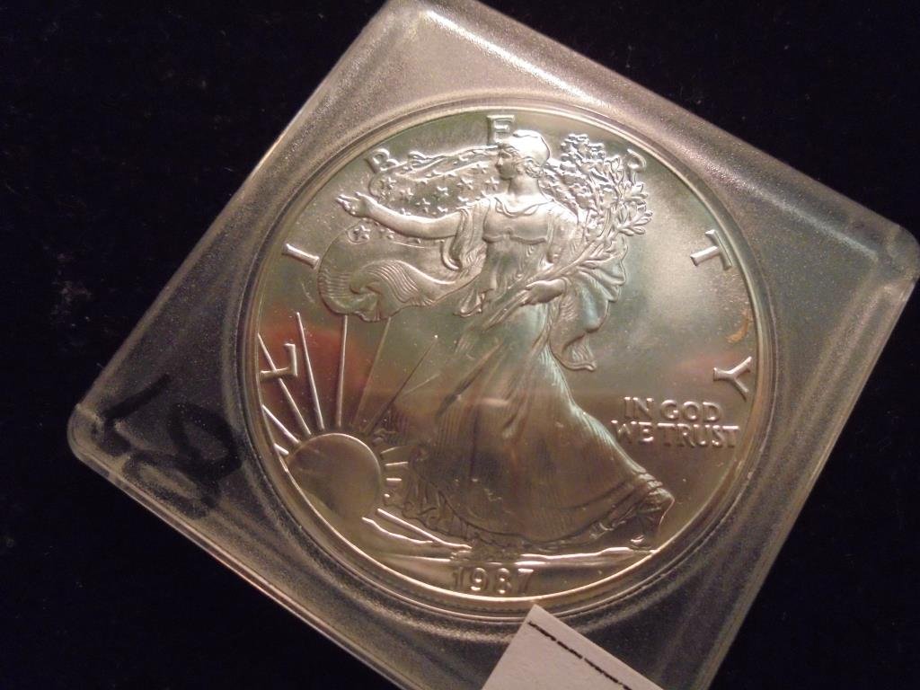 1987 AMERICAN SILVER EAGLE UNC (1 of 2)