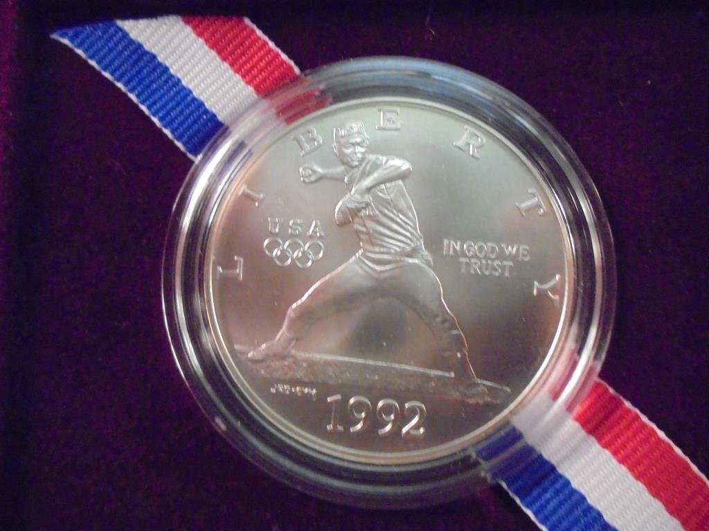 1992-D US OLYMPIC UNC SILVER DOLLAR (1 of 2)