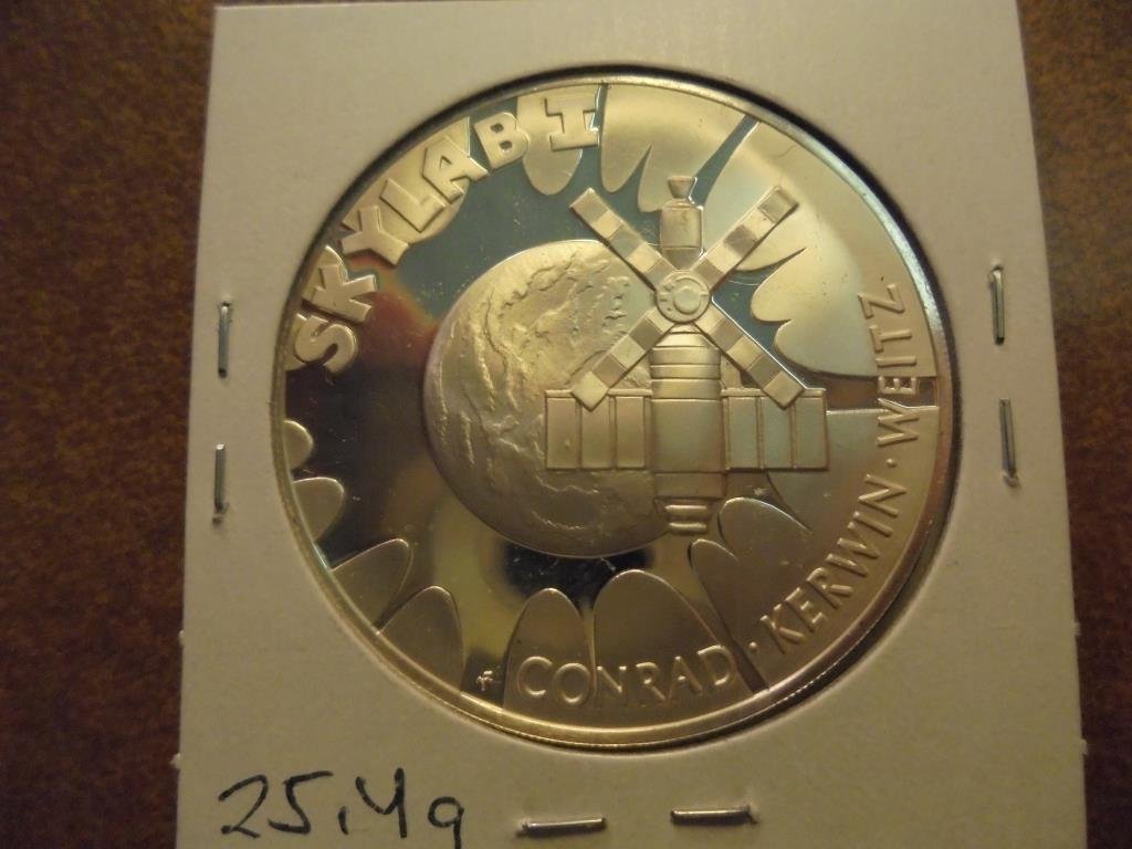 25.4 GRAM SILVER ROUND SKYLAB I (1 of 2)