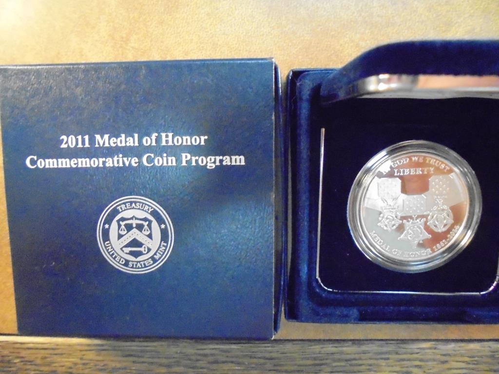 2011-P MEDAL OF HONOR PROOF SILVER DOLLAR (1 of 2)
